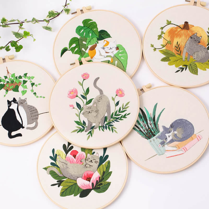 "Cat" Embroidery Kit